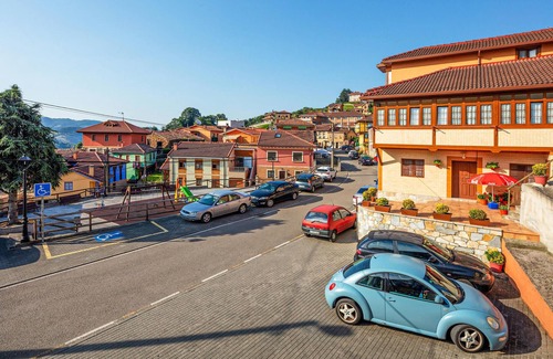 Villar de Pineres House | Awesome home in Carabanzo