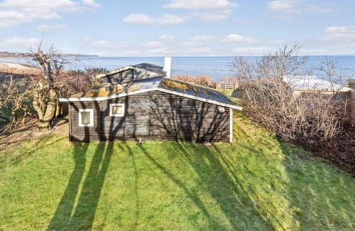 Dronningmolle House | Awesome home in Dronningmølle