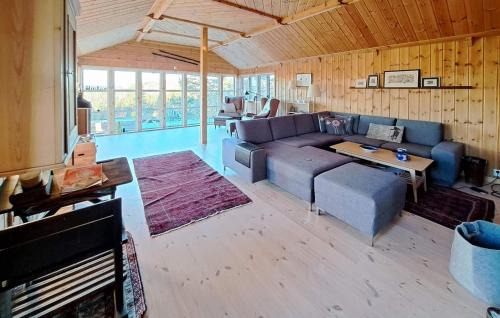 Tørdal House | Awesome Home In Drangedal With Sauna