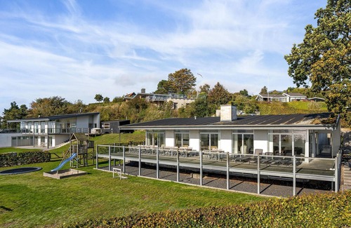 Handrup Strand House | Awesome home in Ebeltoft with WiFi