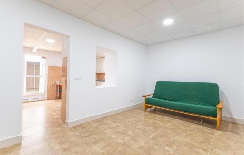 Elche House | Awesome Home In Elche With Wifi