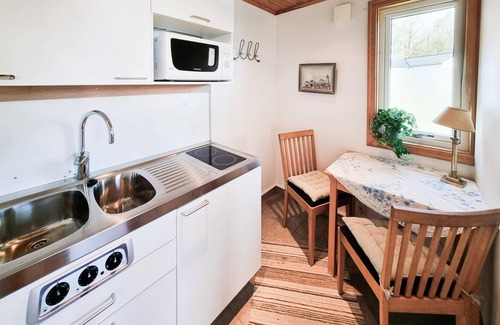 Gallstad House | Awesome home in Gällstad with sauna
