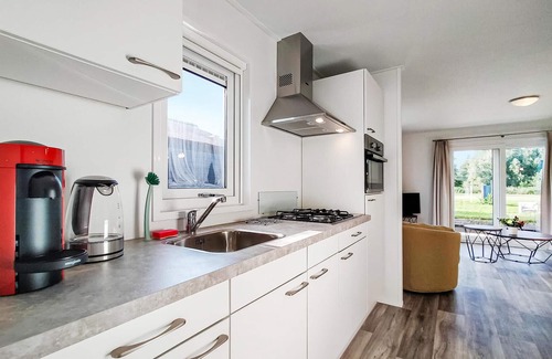 Giethoorn House | Awesome home in Giethoorn with WiFi
