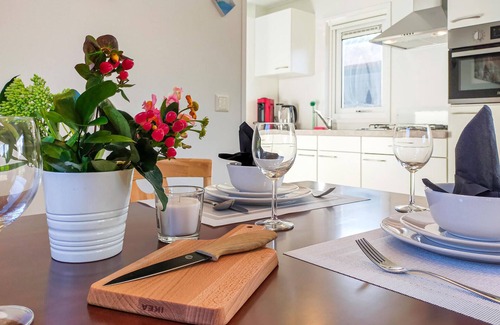 Giethoorn House | Awesome home in Giethoorn with WiFi