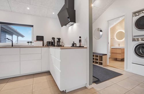 Flovt Strand House | Awesome home in Haderslev with WiFi