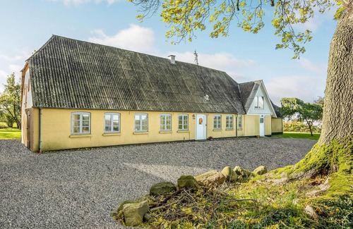 Skovbyballe House | Awesome home in Haderslev with WiFi