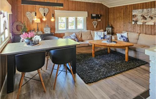 Hjartdal House | Awesome Home In Hjartdal With Kitchen