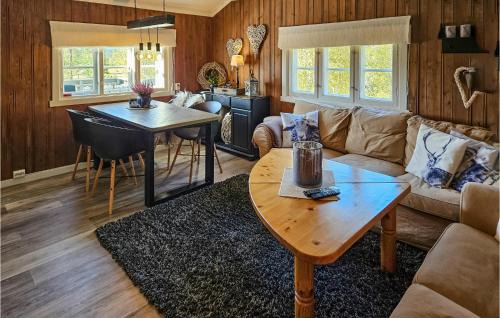 Hjartdal House | Awesome Home In Hjartdal With Kitchen