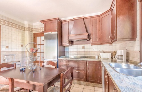 Iznajar House | Awesome home in Iznájar