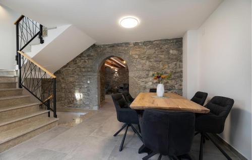 Krk House | Awesome Home In Lakmartin