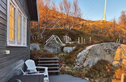 Laukvik House | Awesome home in Laukvik with kitchen