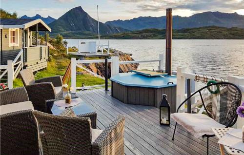 Laukvik House | Awesome Home In Laukvik With Kitchen