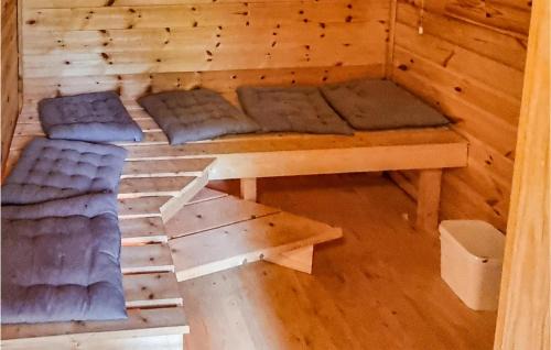 Laukvik House | Awesome Home In Laukvik With Kitchen