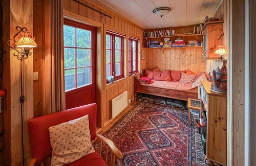 Lillehammer House | Awesome home in Lillehammer with sauna