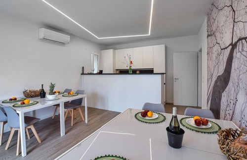 Venegazzu House | Awesome home in Montebelluna with WiFi