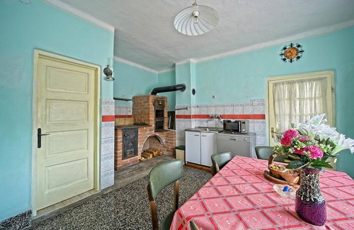 Jastrebarsko House | Awesome home in Prodin Dol