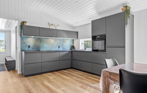 Klegod Strand House | Awesome Home In Ringkøbing With Sauna