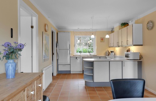 Ronne House | Awesome home in Rønne with WiFi