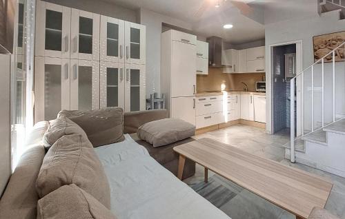 Rota House | Awesome Home In Rota With Wifi