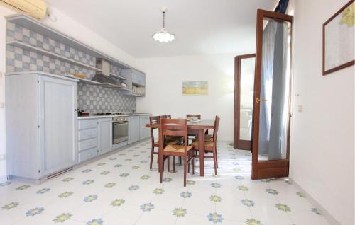 Sessa Cilento House | Awesome Home In Sessa Cilento With Wifi