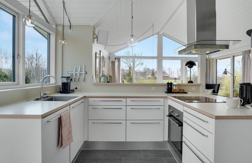 Strøby Ladeplads House | Awesome home in Strøby with WiFi