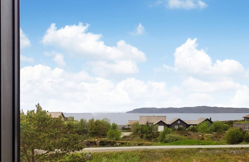 Sveio House | Awesome home in Sveio