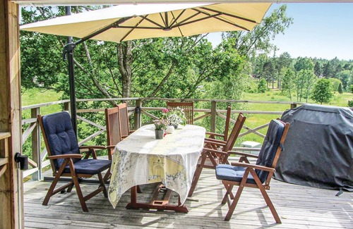 Vastervik House | Awesome home in Västervik with WiFi