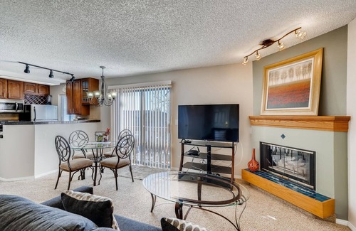 Englewood Condo | Awesome Location! 2x2 in DTC