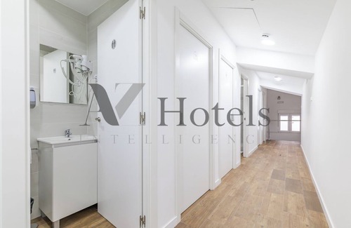 Prosperidad Hotel | AYZ Luis Cabrera-Auto check-in property