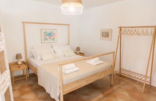 Galatas Apartment | AZALEA - Modern studio with sea view