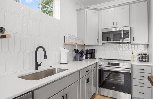 Tyler House | Azalea Spring Cottage
