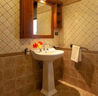 Cetraro House | Azienda Agrituristica Le Terre Di San Leonardo