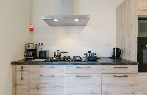 Cronenbourg Est Apartment | Azur 2-room fully-equipped apartment in Strasbourg in a quiet neighborhood.