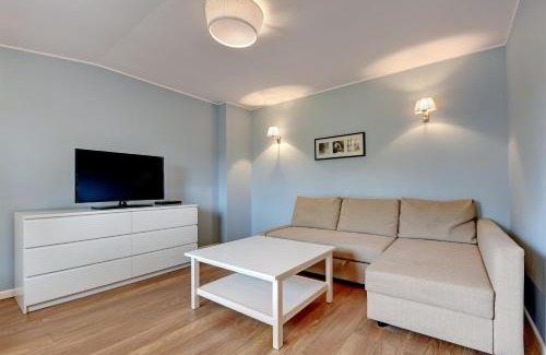 Karlikowo Apartment | Azure Cozy Apartment by Grand Apartments