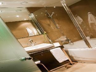 Langreo Hotel | AZZ Asturias LangreHotel & Spa