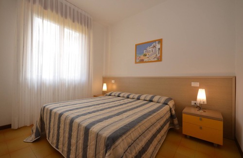 Bibione Resort | Azzurro B2-5 - One Bedroom Resort, Sleeps 5