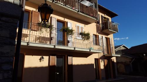 Lanzo d'Intelvi Bed & Breakfast | B&B CA'SUANA