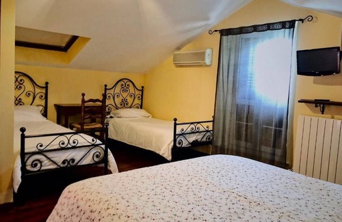 Montegranaro Other | B&B "CASA DE CAMPO"