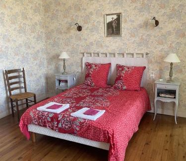 Sainte-Marguerite-d'Elle Bed & Breakfast | B&B Chambres d'hôtes Ferme Mahyas