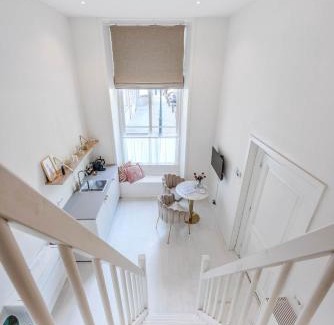 Dordrecht Bed & Breakfast | B&B Cleyn Cruysenborgh 1531