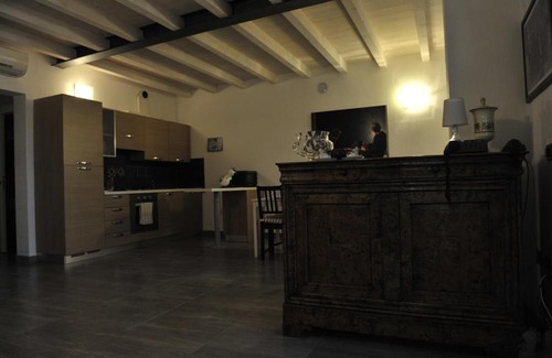 Roverbella Bed & Breakfast | B&B CORTE CORNALINO