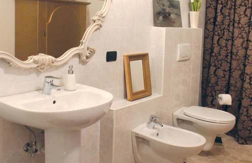 Biella Bed & Breakfast | B&B Del Piazzo