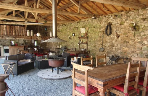 La Foret-sur-Sevre House | B&B in an old fortified French farm + basic camping offered