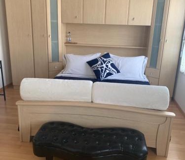 Renens House | B&B Kelly