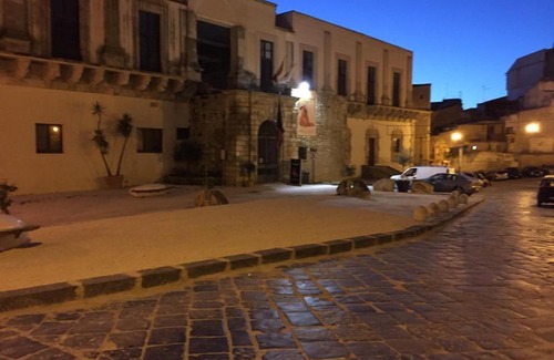 Caltanissetta Bed & Breakfast | B&B Largo Barile