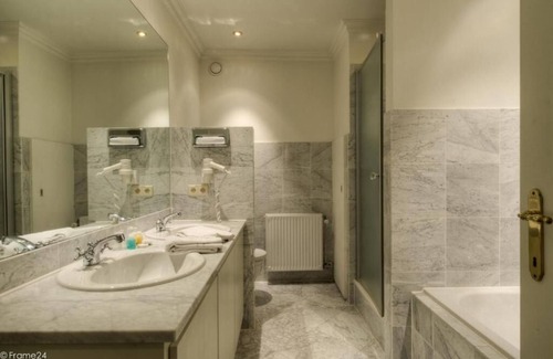 Historical Center Bruges Bed & Breakfast | B&B Mirabel