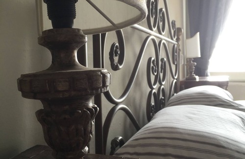 Boretto Bed & Breakfast | B&B The house of plums ROOM 1