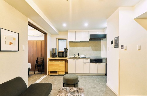 Asakusa Apartment | B/C APARTMENT Asakusa Hanazono Dori Hotel with Rental Car and Sauna