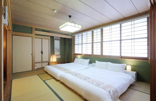 Hatsukaichi Apartment | b hotel Kaniwasou 301 Minute walk from Miyajima Pier for 11ppl