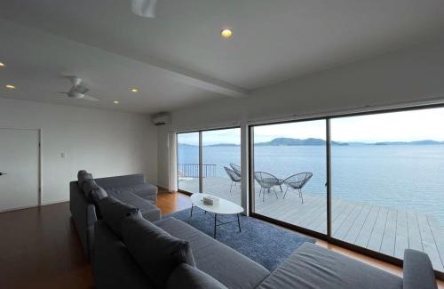 Kurahashi House | b local Sugawa House - Exclusive Seaside Escape in Ocean House